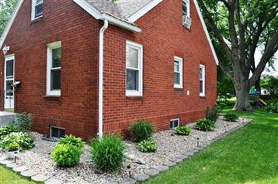 1009 5th Ave South, Clear Lake, IA 50428