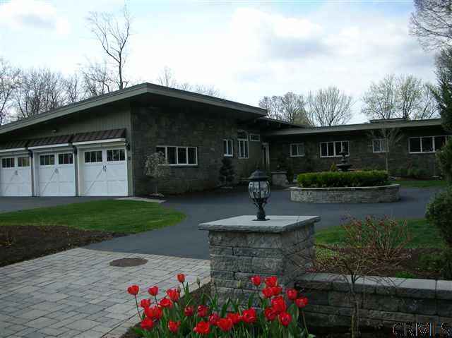 36 PINETREE LA, Albany, New York Homes & Land - Real Estate