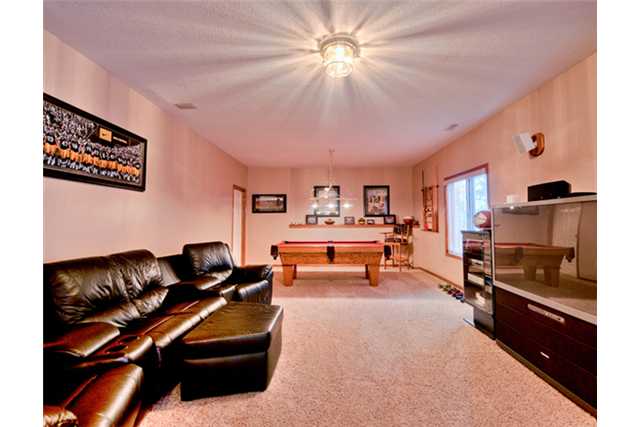 1113 Ranchel, Des Moines, IA 50320