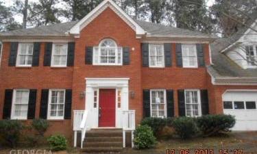 1024 Parkview Way SW, Lilburn in Atlanta