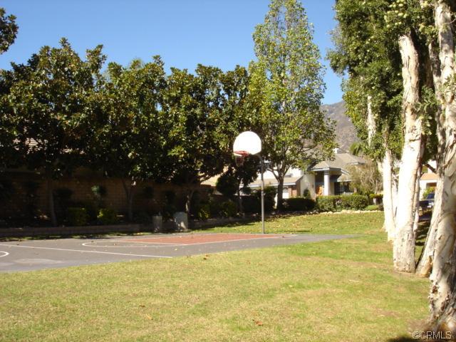 2322 Ridgemont Way, Upland, CA 91784
